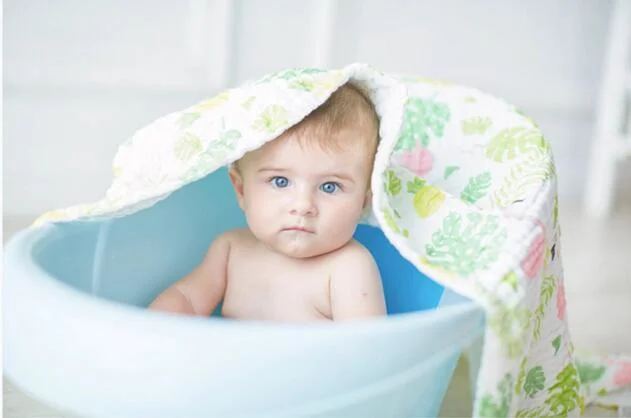 Baby Receiving Blanket Made of 100% Cotton Muslin Fabric